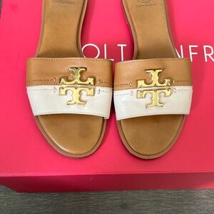 Tory Burch Two-Tone Tan and Cream Leather Slide Sandals with Gold Logo